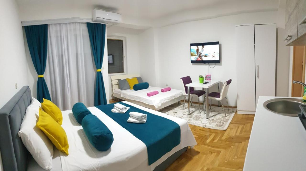 Front Beach Exclusive Apartments Struga Exterior foto