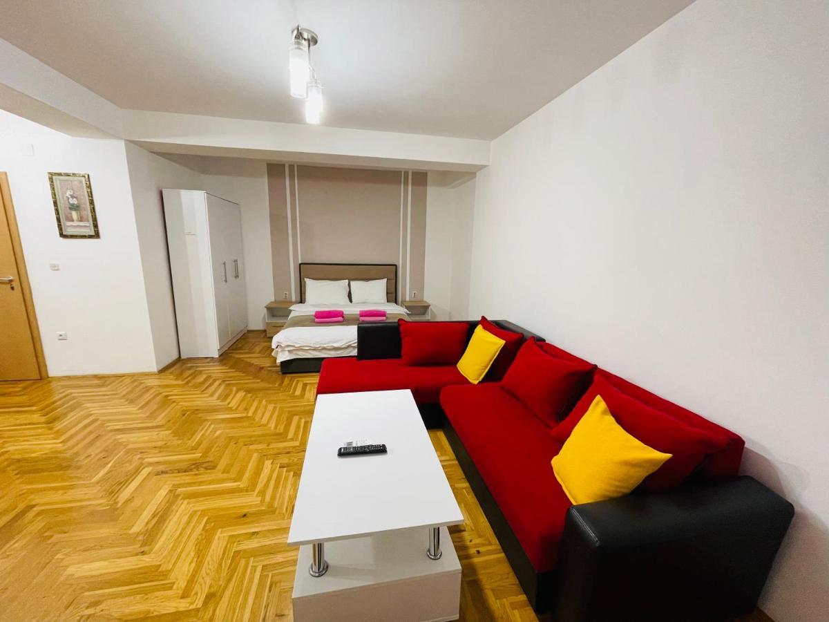 Front Beach Exclusive Apartments Struga Exterior foto