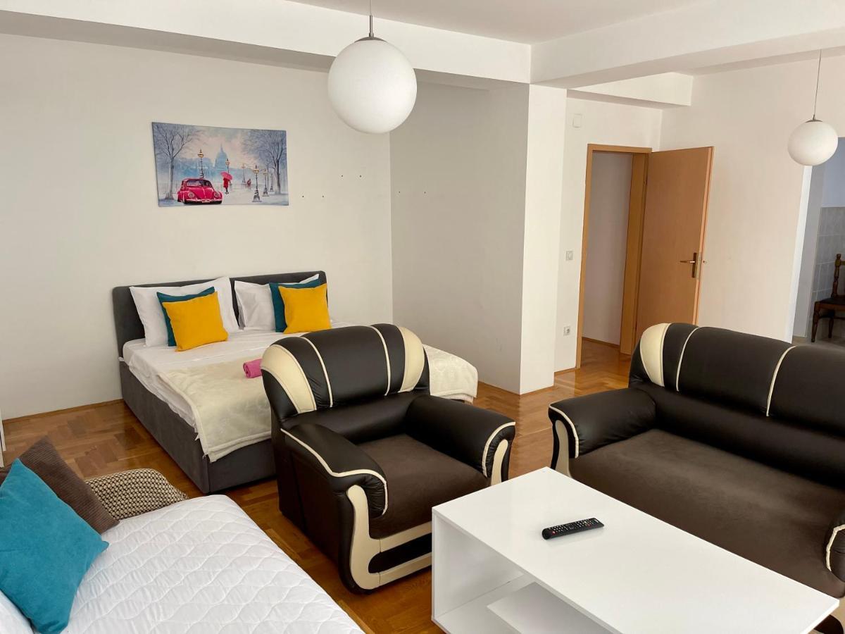 Front Beach Exclusive Apartments Struga Exterior foto