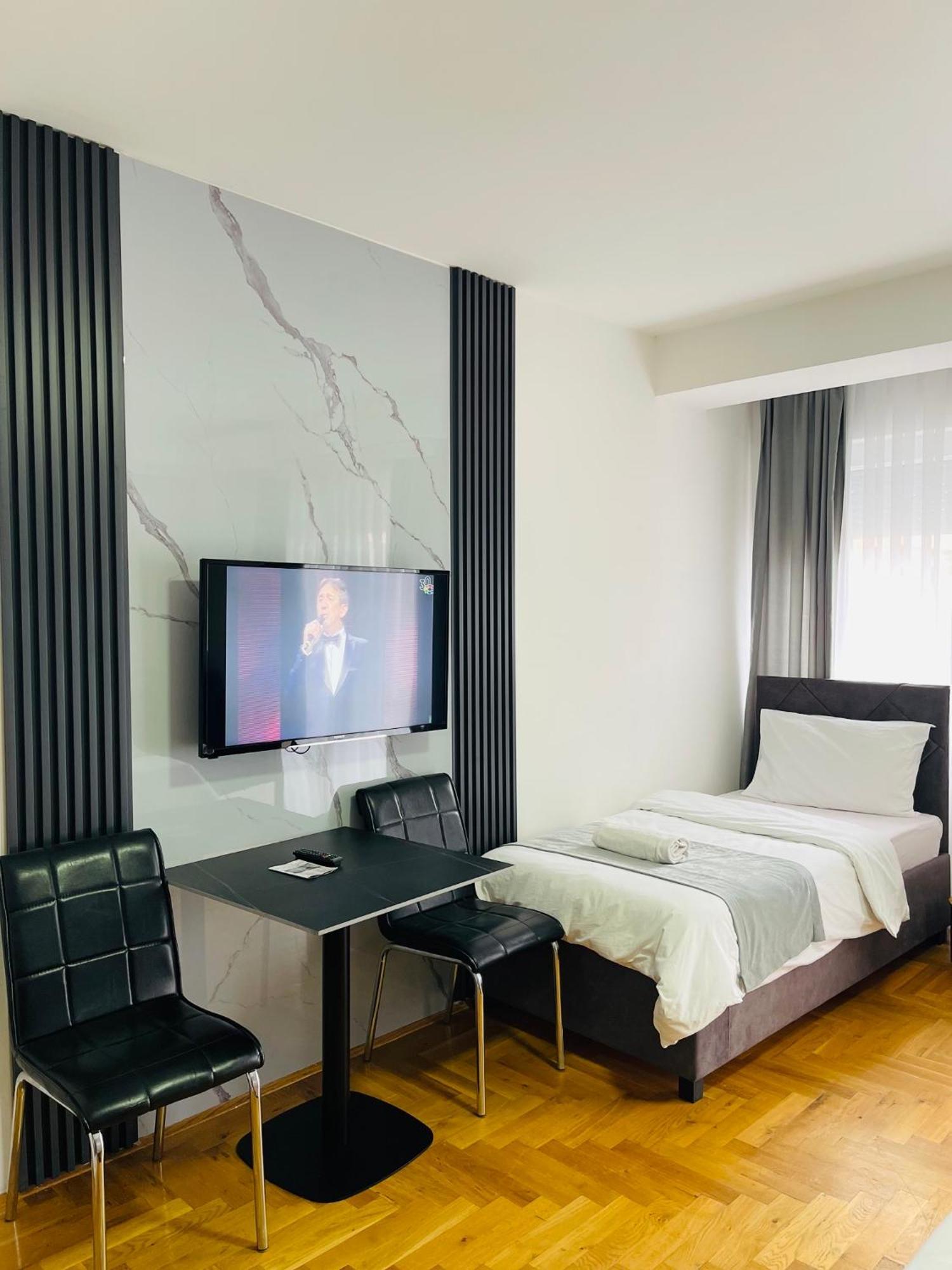 Front Beach Exclusive Apartments Struga Exterior foto